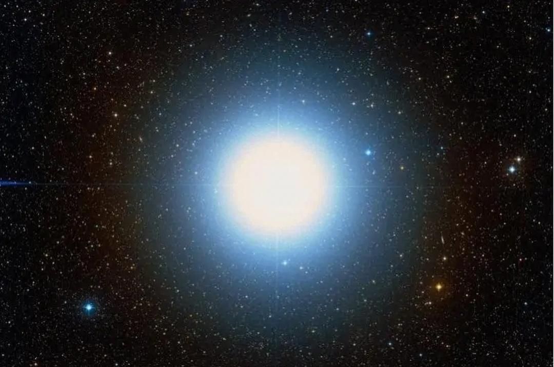 牛郎星织女星在银河系的位置图,牵牛星和织女星相距距离