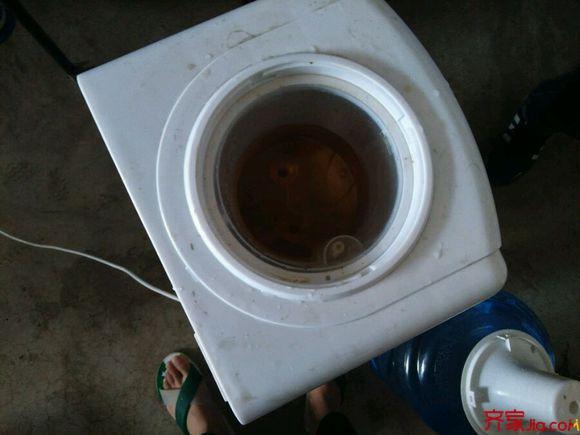 清洗饮水机最简单办法,快速清洗饮水机内部的小妙招