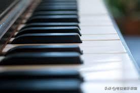初学者怎么看懂钢琴谱,新手最简单的钢琴曲谱