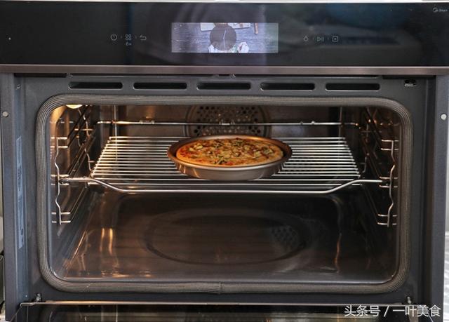 做披萨需要什么材料和工具,在家做披萨的配方