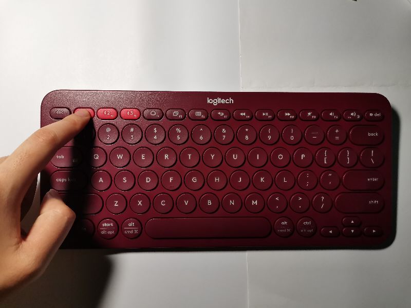 罗技蓝牙键盘怎么连接电脑win10,一款低价耐用的罗技蓝牙键盘