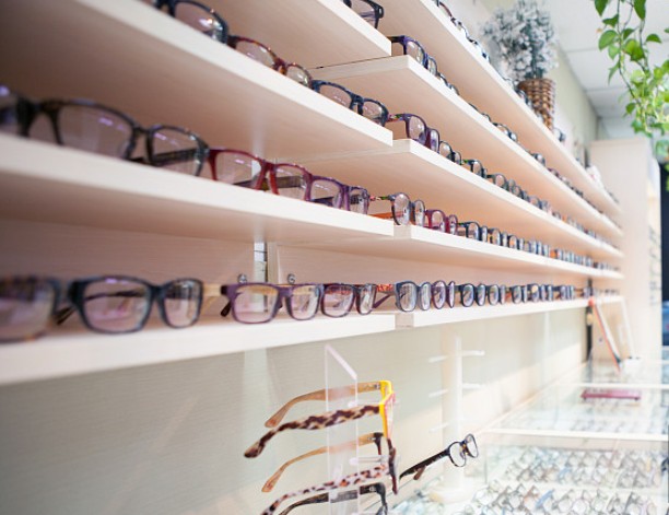 宝岛眼镜加盟费用多少,最新宝岛眼镜镜片价目表