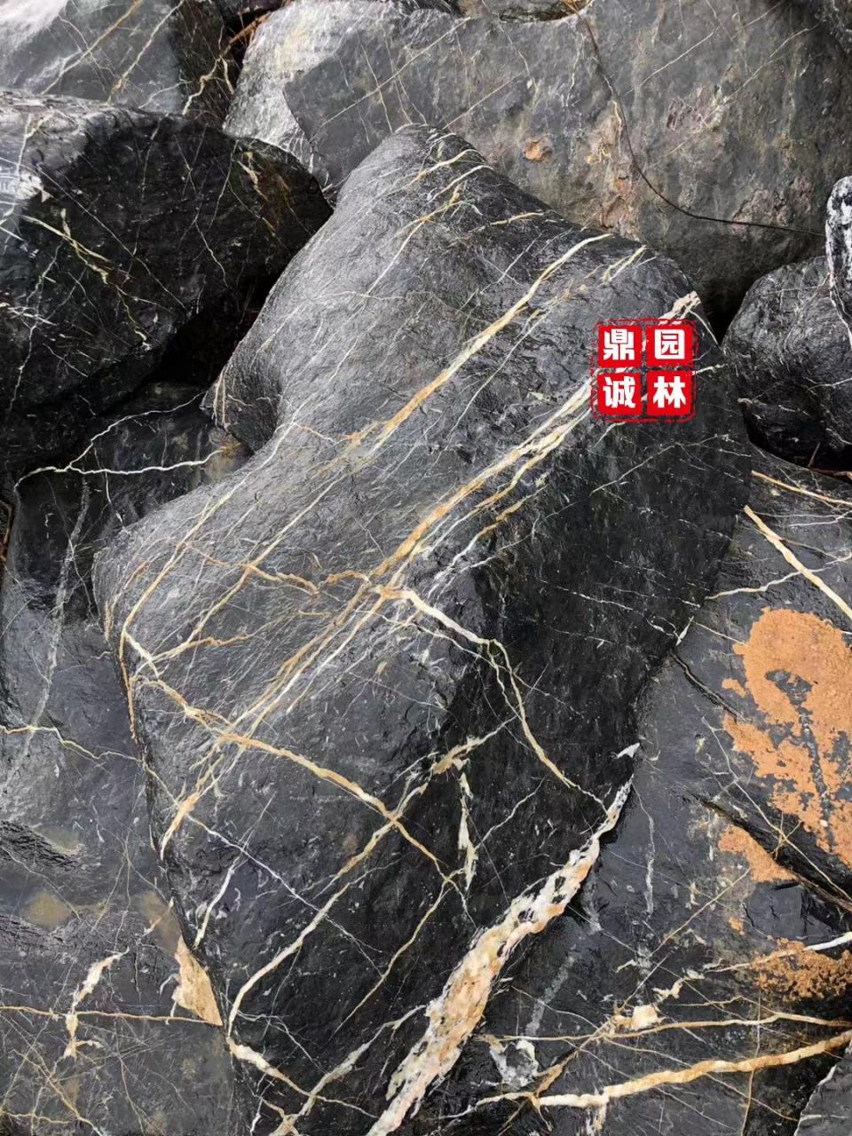 太湖石的寓意和象征,佩戴太湖石头的功效与作用