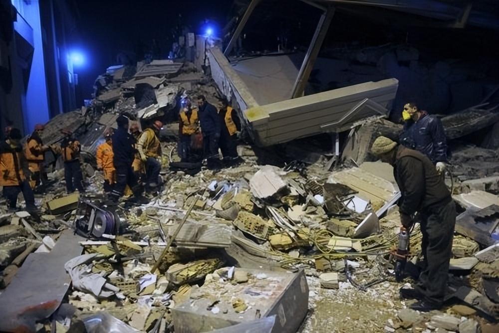 中国最大地震排行榜前十名,历史最惨烈的十大地震