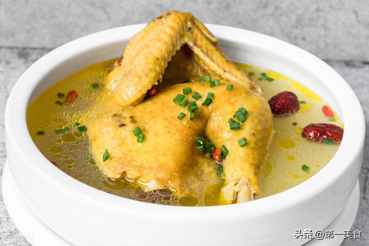 炖鸡汤怎么炖好喝又营养,最简单的炖鸡汤方法