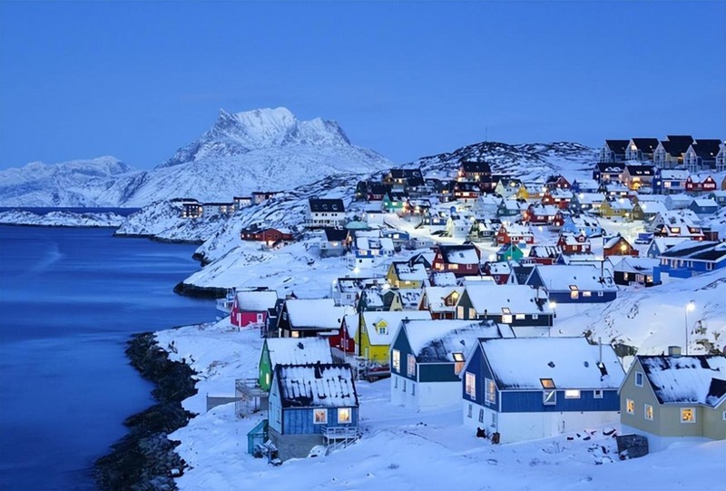格陵兰岛有多少人口,格陵兰岛是世界上最大的岛屿吗
